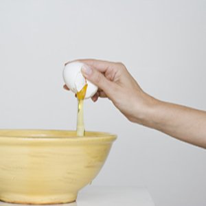 Egg in bowl